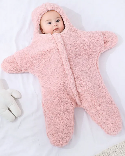 Soft lightweight minimalist baby quilt blanket